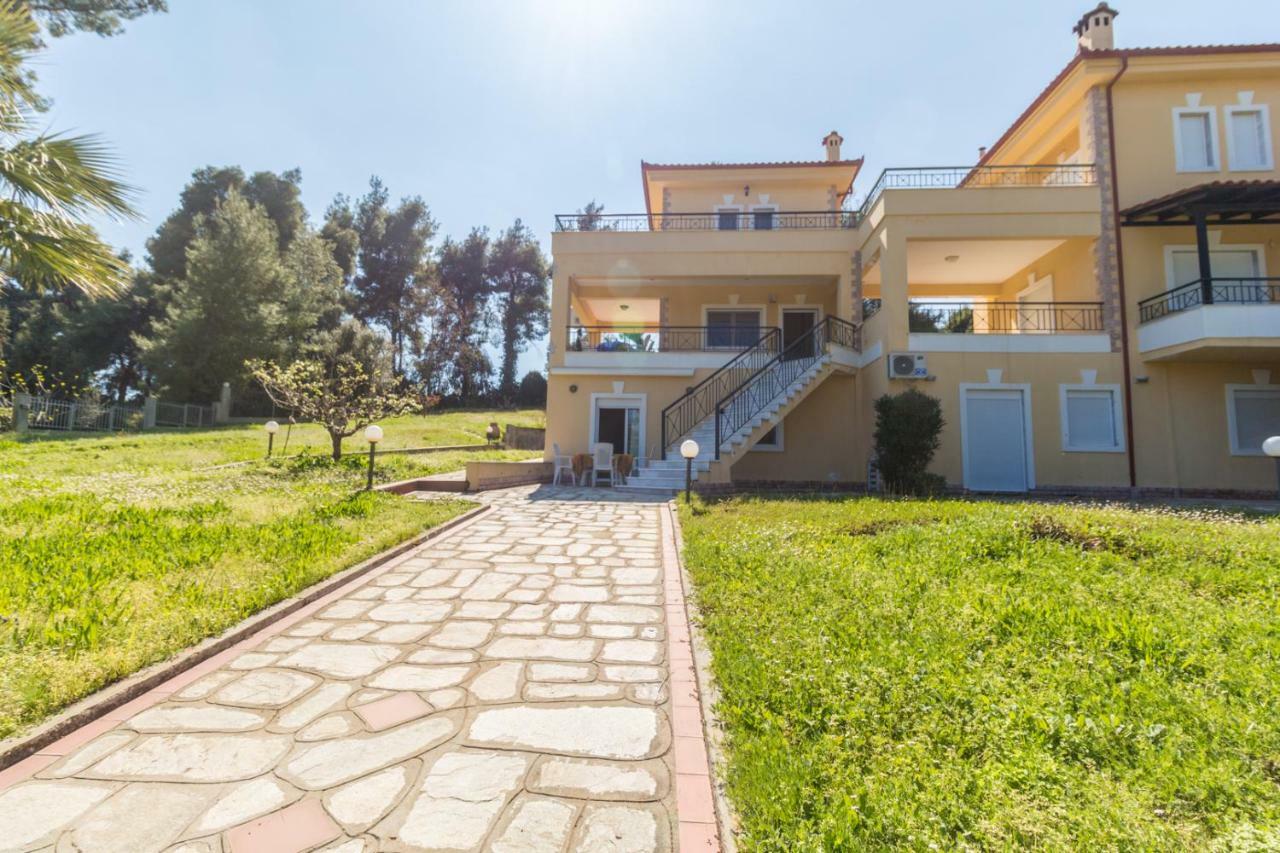 Kyrana Apartments パリウリ エクステリア 写真